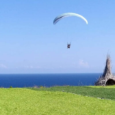 Timbis Paragliding Kutuh Bali