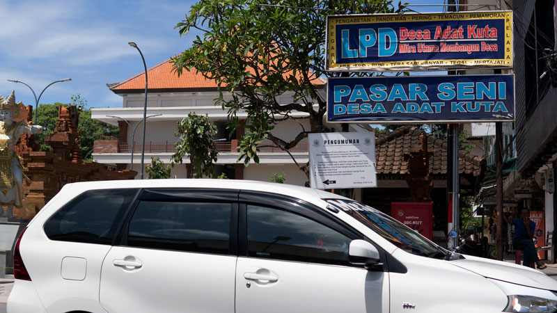 Local private driver with a well-maintained vehicle in Bali