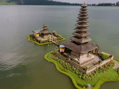 Aerial view of the Ulun Danu Beratan Temple on a cloudy day